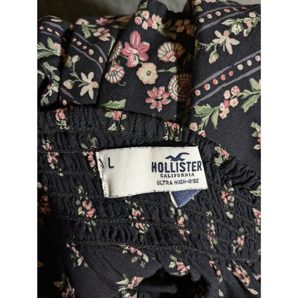 Black Floral Boho Mini Skirt Size Large Smocked Waist Hollister Ultra High Rise - Picture 4 of 4